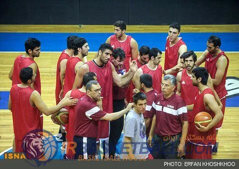 صفاعلی کمالیان مربی سابق تیم ملی و کارشناس بسکتبال/شاکله بسکتبال کشور مبهم است