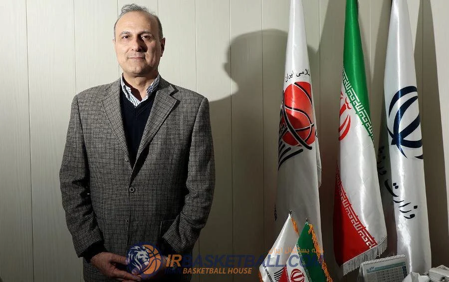 رئیس فدراسیون بسکتبال/خودم در حال حاضر کارهای دبیر را هم انجام می‌دهم و مشکلی نداریم