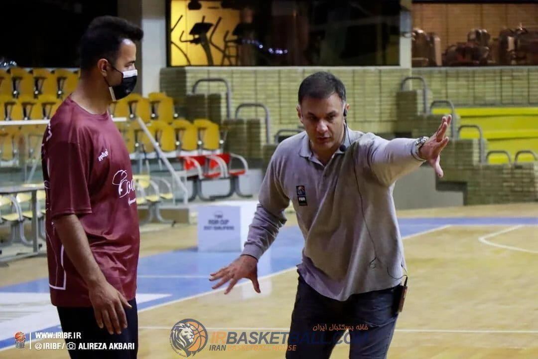 خانه پدری/بسکتبال آبادان