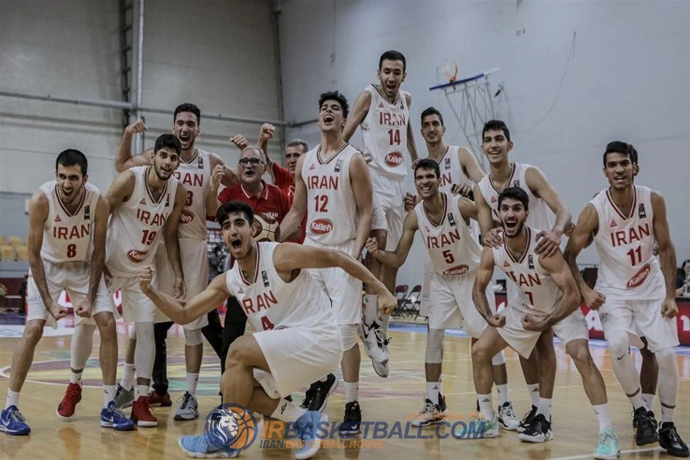 کارشناس حواس پرت و از مرحله پرت!