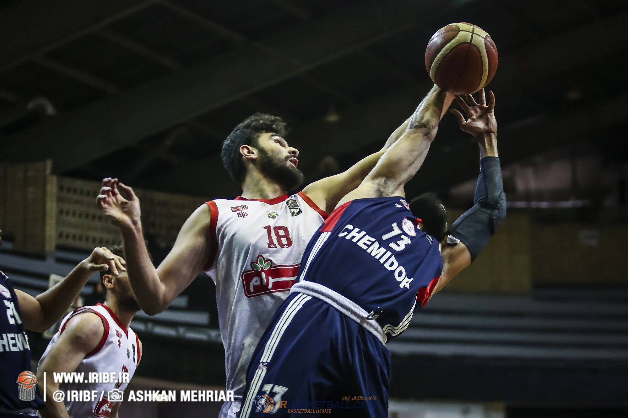 صدرنشینی مهرام در پایان نیم فصل بسکتبال باشگاههای ایران