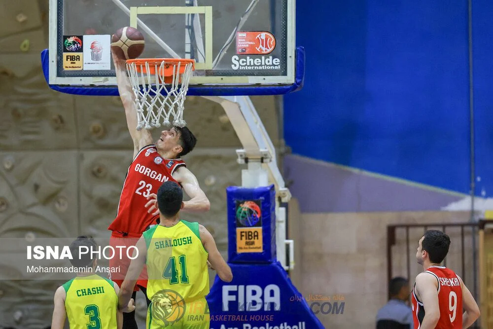 دو بازی در نیمه‌پایانی لیگ برتر بسکتبال