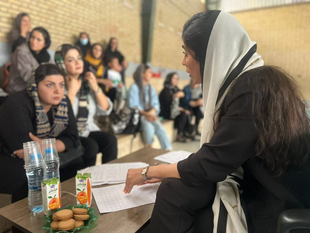 ناروپرگاس در ارتفاع بسکتبال / سارا مرشدی: با یک ایدهی نو برگشتم 6 ناروپرگاس در ارتفاع بسکتبال / سارا مرشدی: با یک ایدهی نو برگشتم