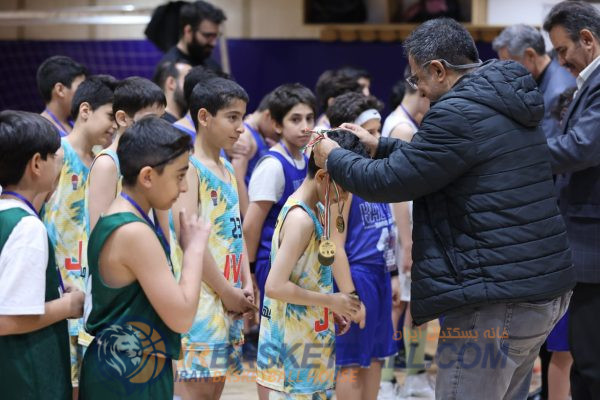 کاپ پرسپولیس بین بچه‌ها فرق نگذاشت / مینی سریال 3x3؛ با انرژی، دوستی و امید