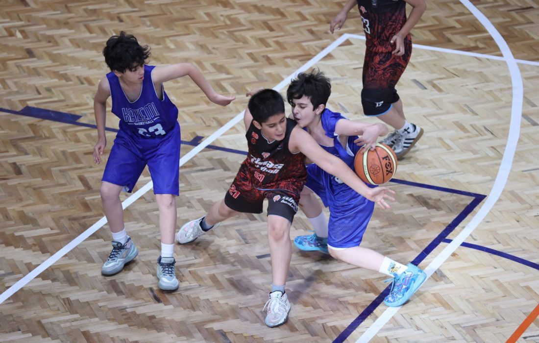 کاپ پرسپولیس بین بچهها فرق نگذاشت / مینی سریال 3×3؛ با انرژی، دوستی و امید